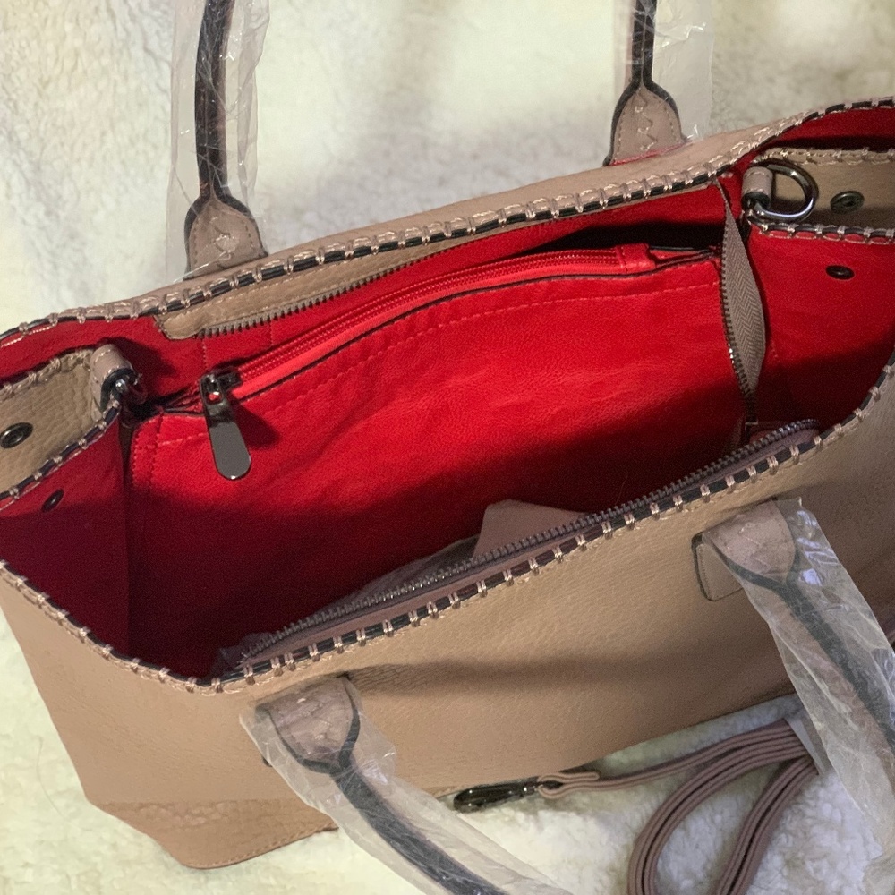 Tan Rimen & Co. Shoulder Bag - Picture 2 of 2